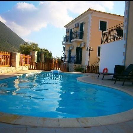 Iriana Village Inn Stavros  Pokoj fotografie
